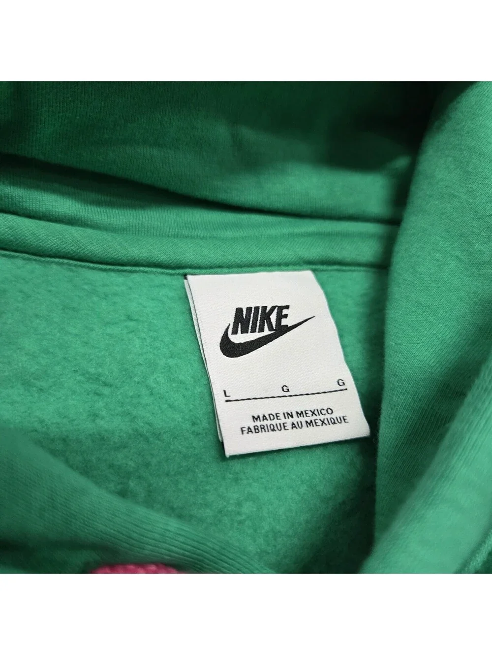 Size LARGE Men's Nike Club Fleece Familia Hoodie Stadium Green 2 Sided Graphic